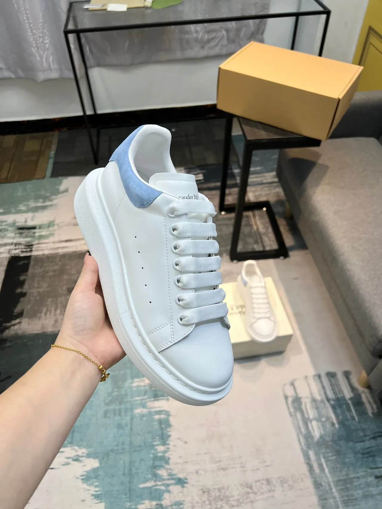 Alexander McQueen सफेद नीला Oversized प्लेटफॉर्म सोल चिकनी चमड़े का ऊपरी भाग लाइफस्टाइल स्नीकर 6