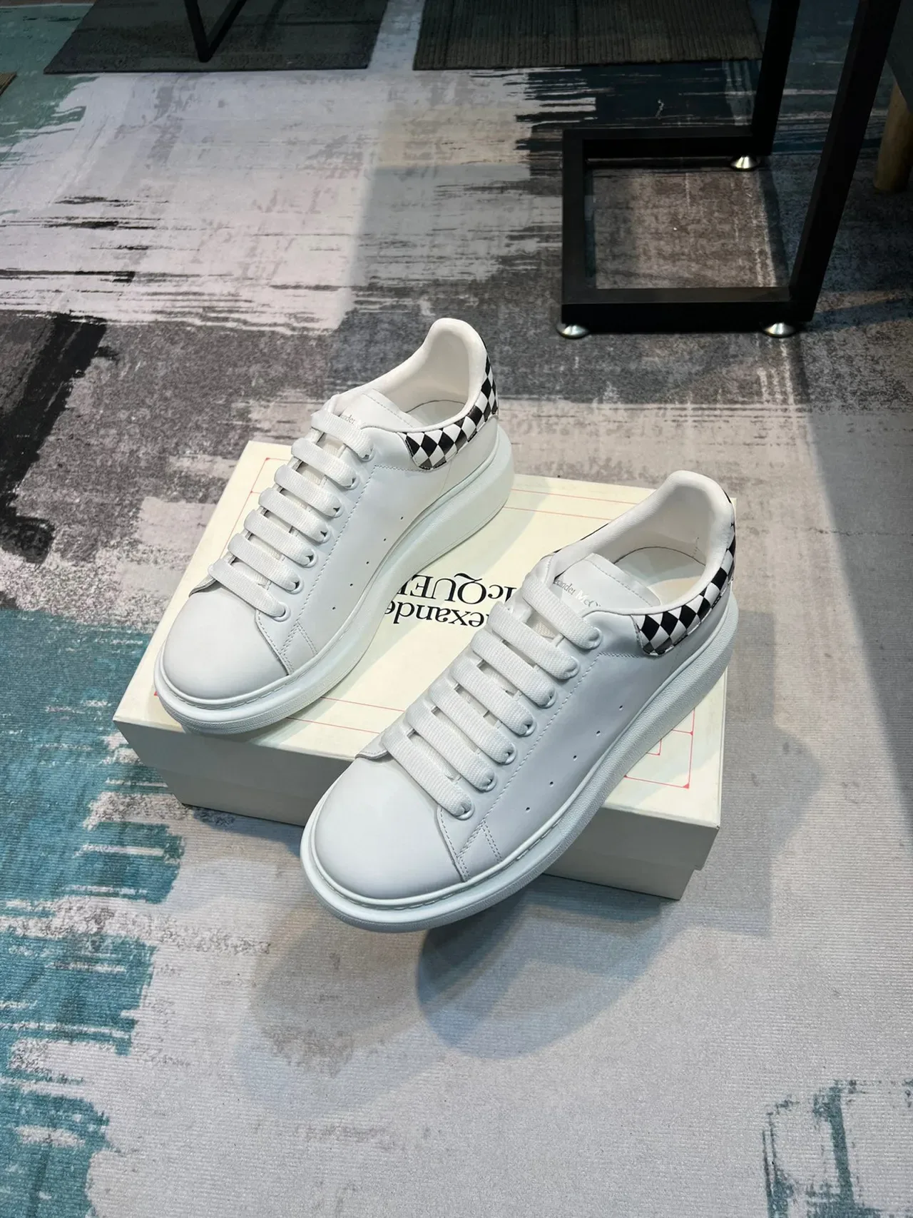 Alexander McQueen 白色 Checkerboard 鞋跟 Oversized Lifestyle Sneakers 5