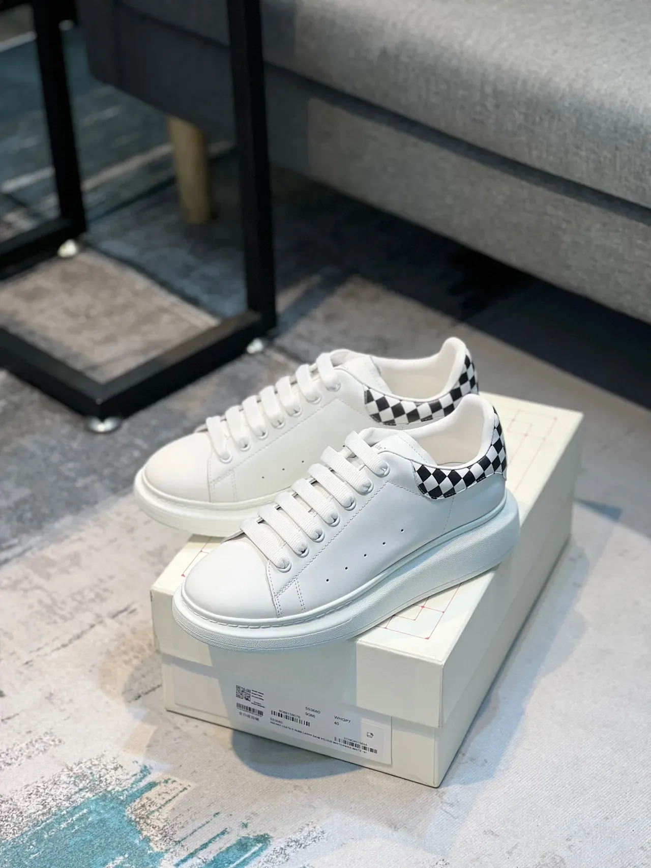 Alexander McQueen 白色 Checkerboard 鞋跟 Oversized Lifestyle Sneakers 7