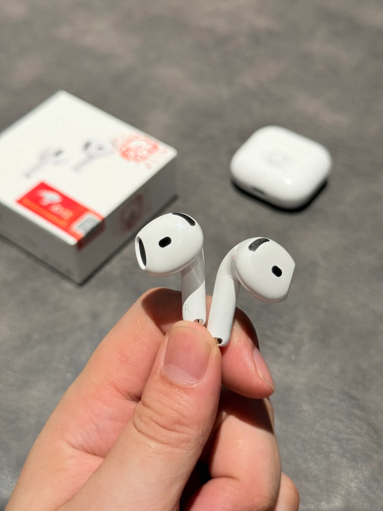 Apple Blanc Gris Brillant Gravé Motif Cheval TWS écouteurs 7