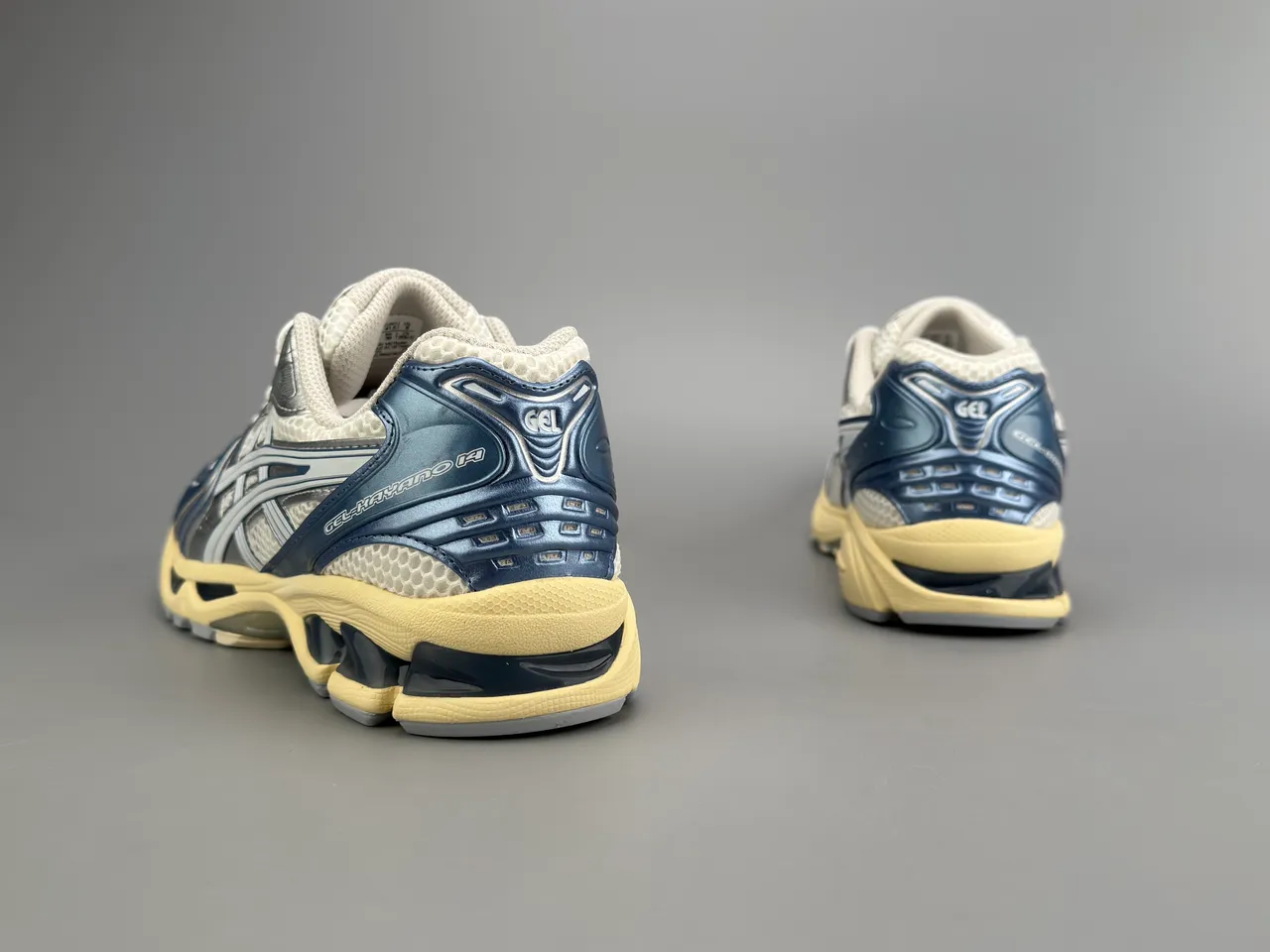 ASICS Gel-Kayano Navy and Silver Mesh 跑鞋 6