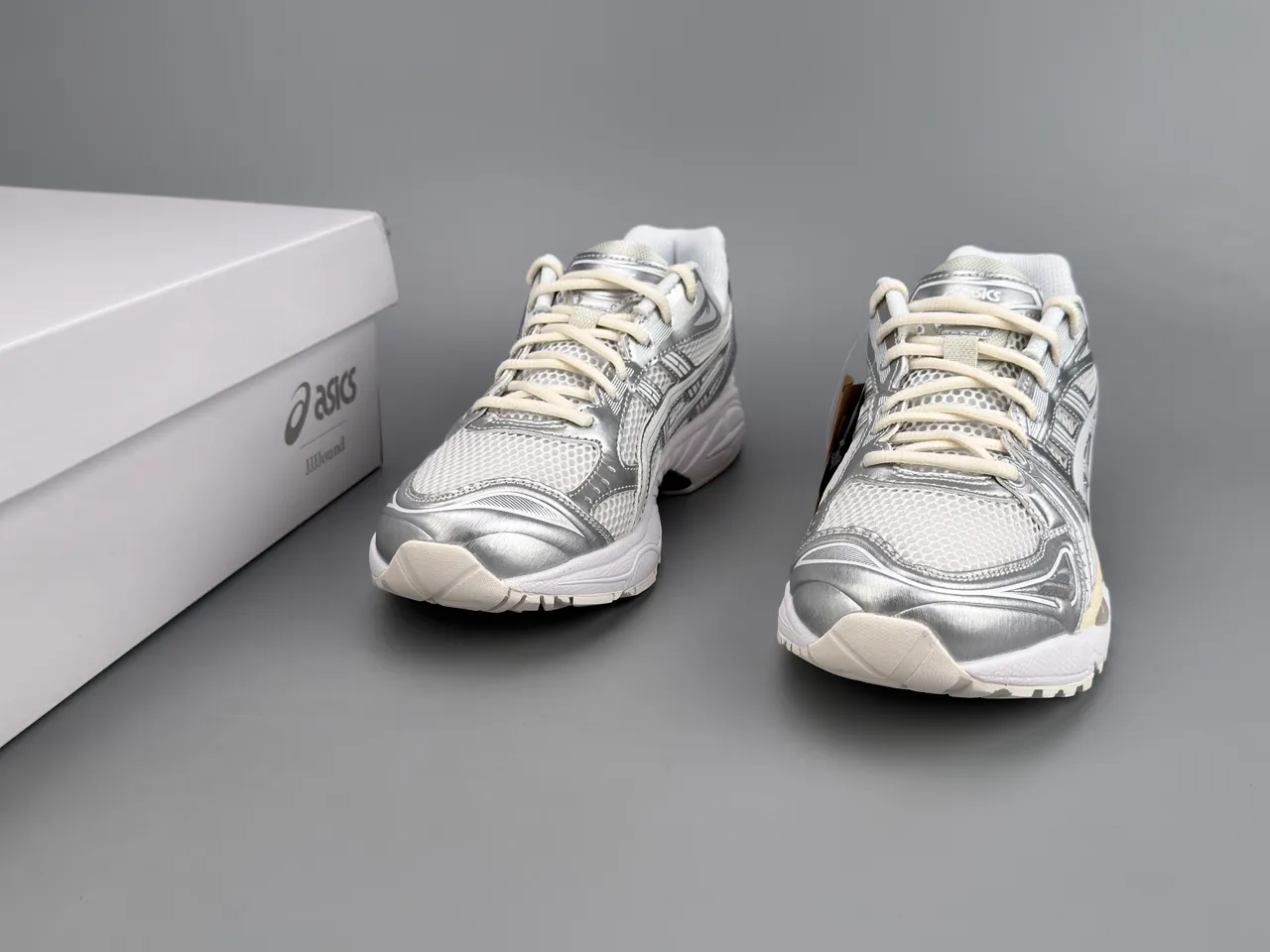 ASICS Gel-Kayano Silver and White Running Shoes 5