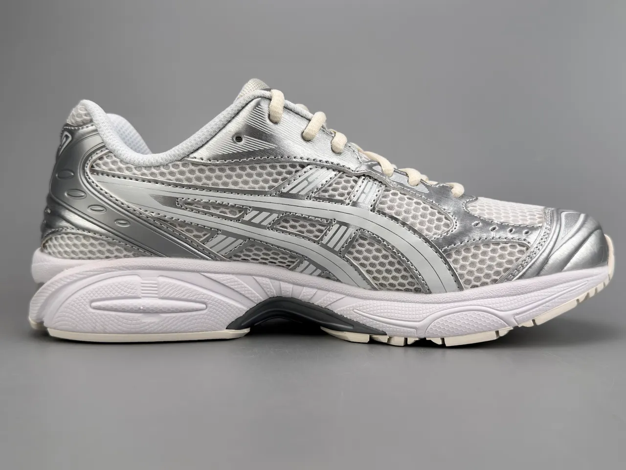 ASICS Gel-Kayano Silver and White Running Shoes 10
