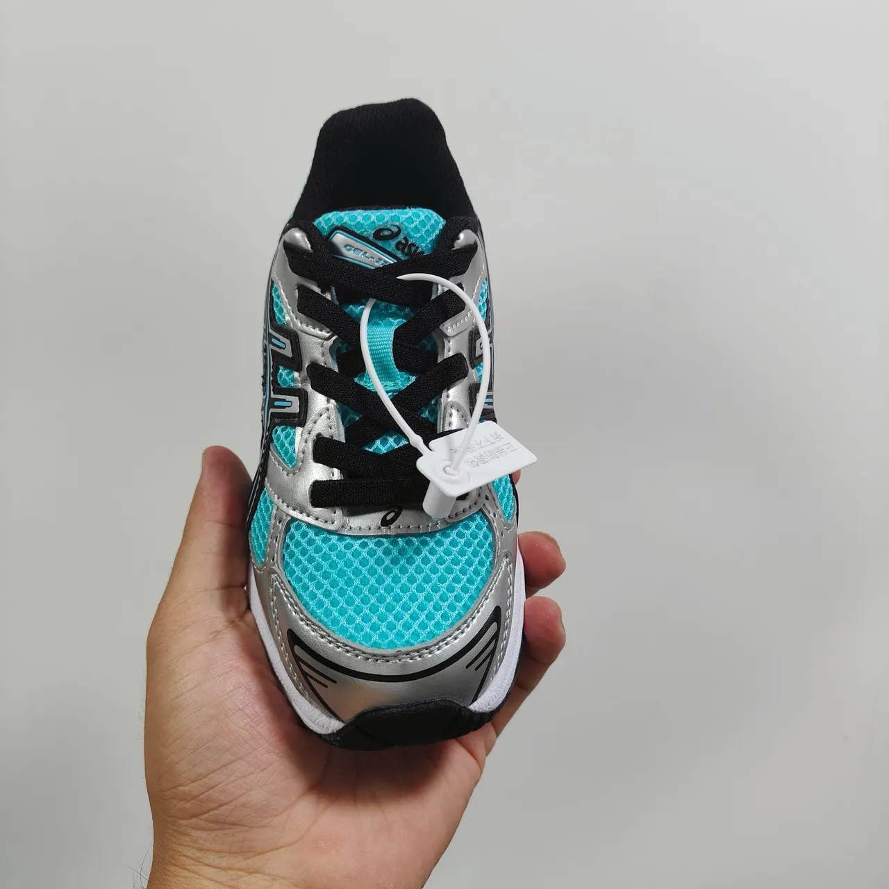 ASICS Gel-Kayano White Blue Structured Mesh Upper Tiger Logo Branding Running Shoes 23