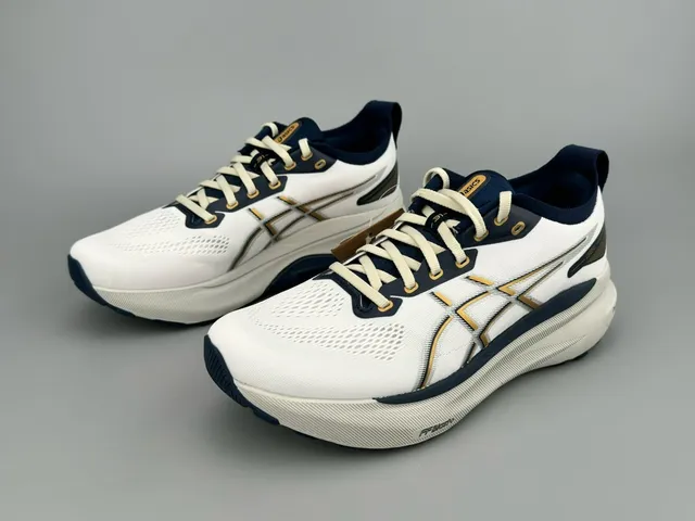 ASICS Gel-Kayano Blanc Marine Or Chaussures de course 6