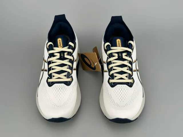 ASICS Gel-Kayano Blanc Marine Or Chaussures de course 8