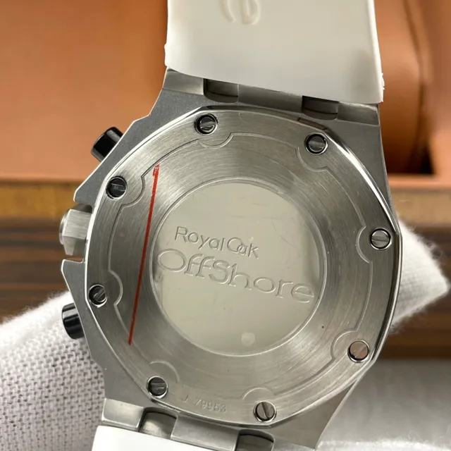 Audemars Piguet Royal Oak Offshore Chronograph सफेद डायल हीरा बेजल यांत्रिक घड़ी 3