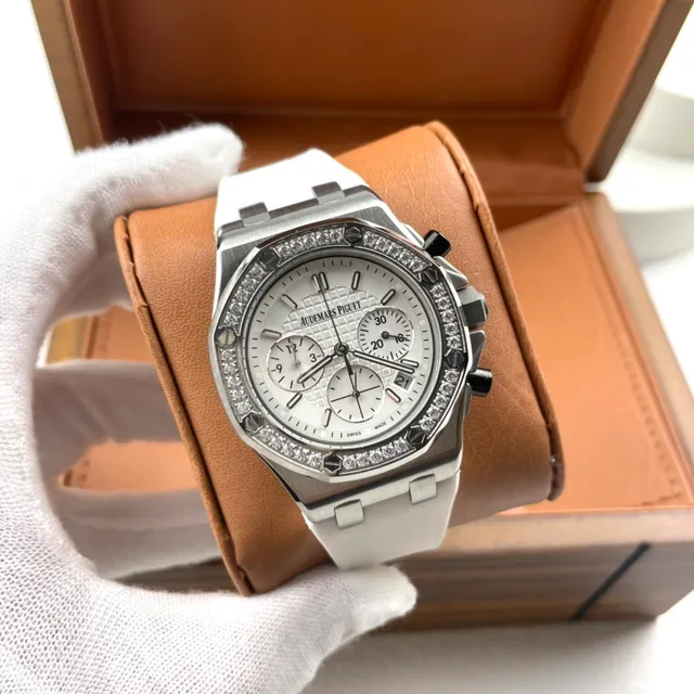 Audemars Piguet Royal Oak Offshore Chronograph सफेद डायल हीरा बेजल यांत्रिक घड़ी 7