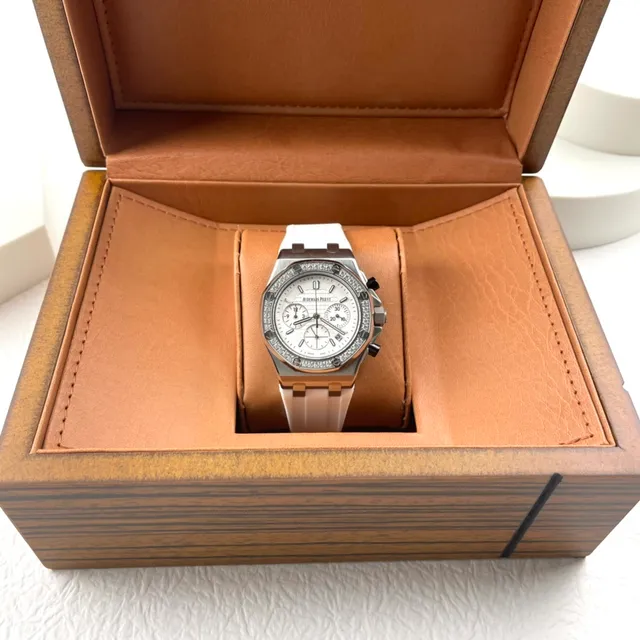 Audemars Piguet Royal Oak Offshore Chronograph सफेद डायल हीरा बेजल यांत्रिक घड़ी 8