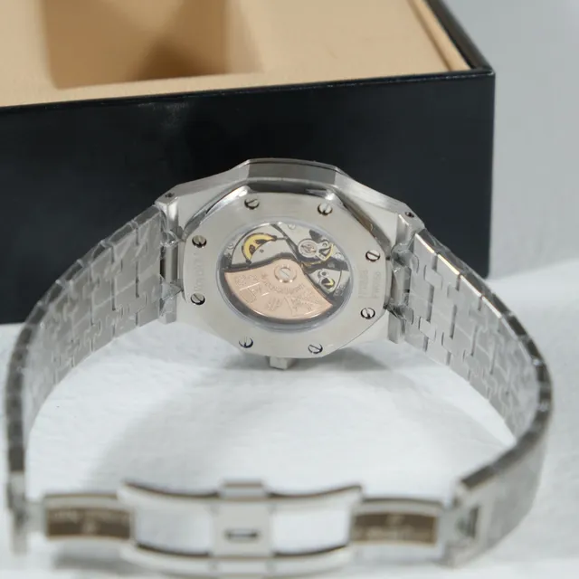 Audemars Piguet Royal Oak Cadran Tapisserie Argenté Montre Mécanique 3