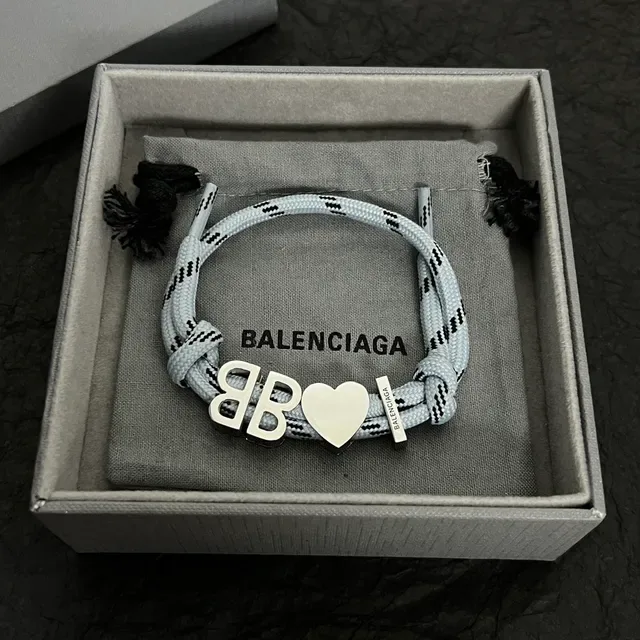 Balenciaga BB Heart Pulsera de Cuerda Gris Plata Trenzada Interlocking Logo 6