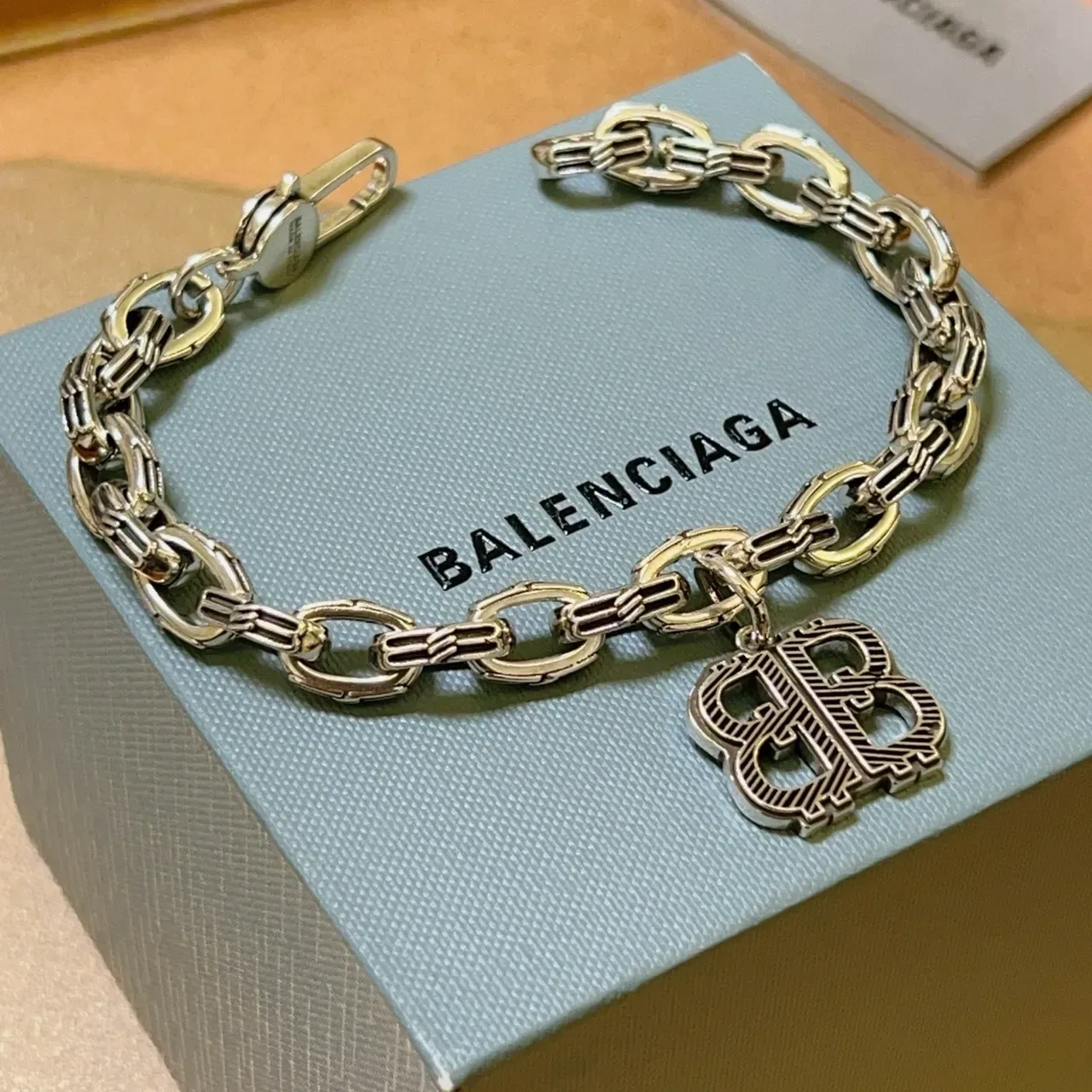 Balenciaga BB Logo Chunky Chain Bracelet 6