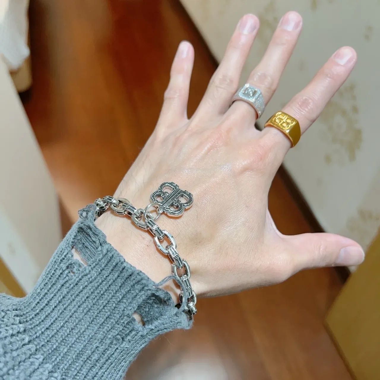 Balenciaga BB Logo Chunky Chain Bracelet 8