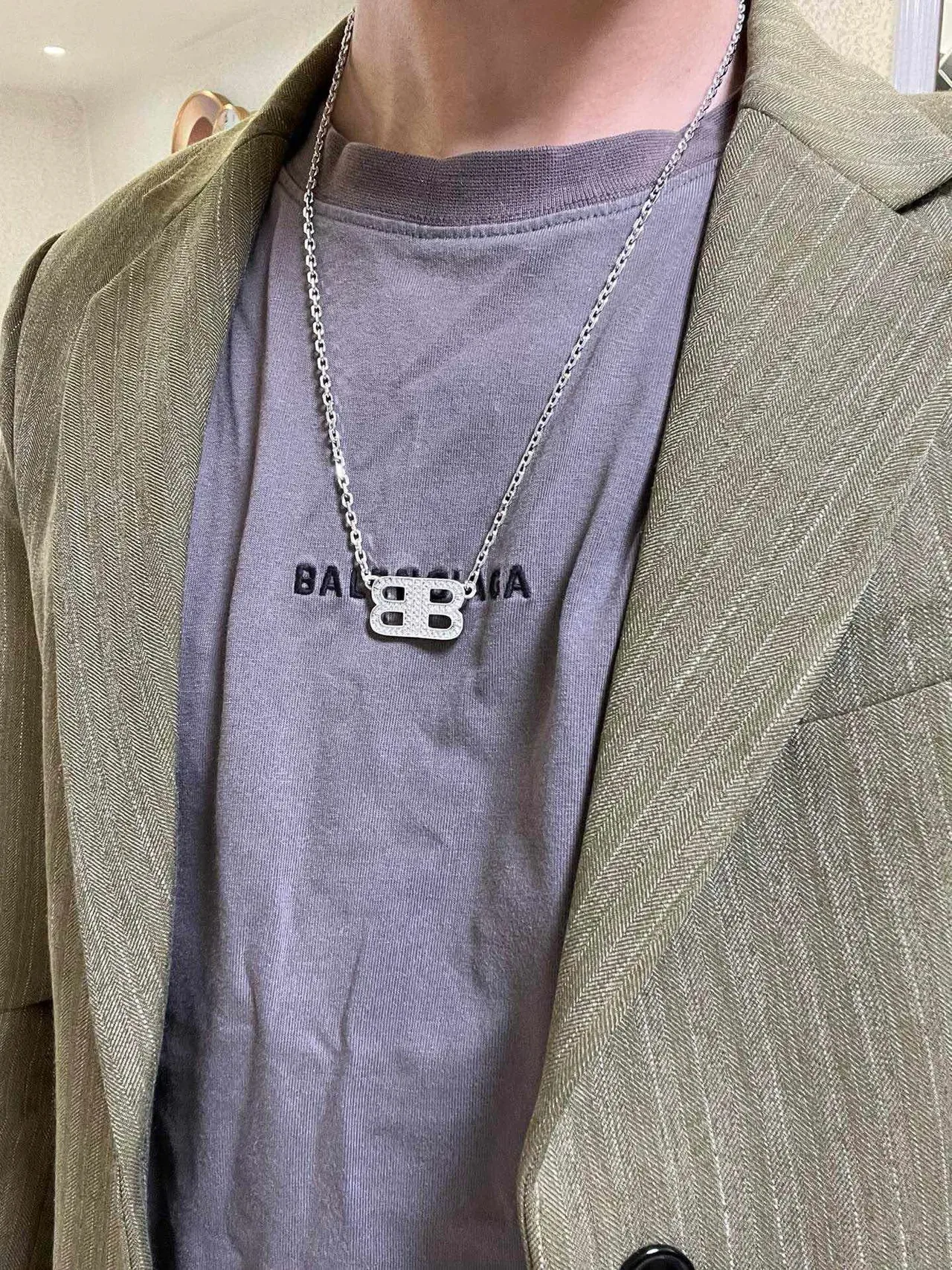 Colar pingante Balenciaga BB Logo Pavé Double-B 5