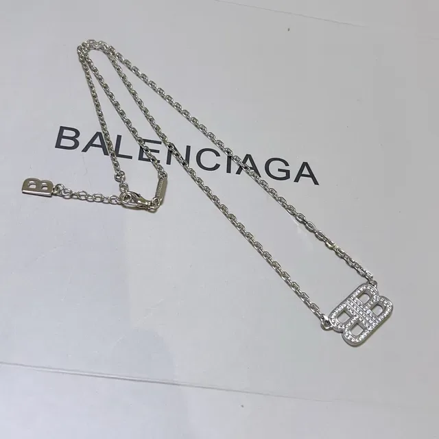 Colar pingante Balenciaga BB Logo Pavé Double-B 6