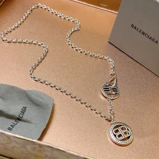 Balenciaga BB Necklace 银色链条链接双圆形吊坠项链