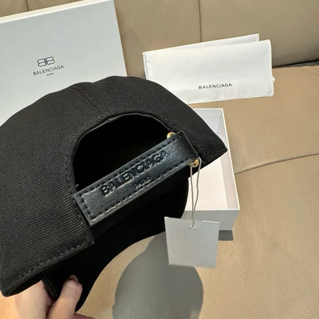 Balenciaga Mode कढ़ाई काले बेसबॉल कैप 3