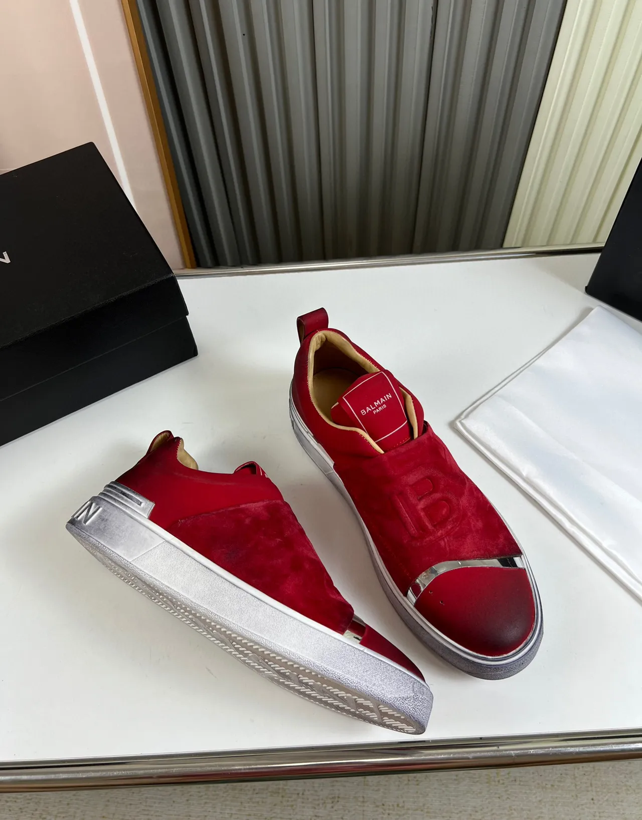 Balenciaga Rouge Argent Slip-On Daim Supérieur Lifestyle Sneakers 5