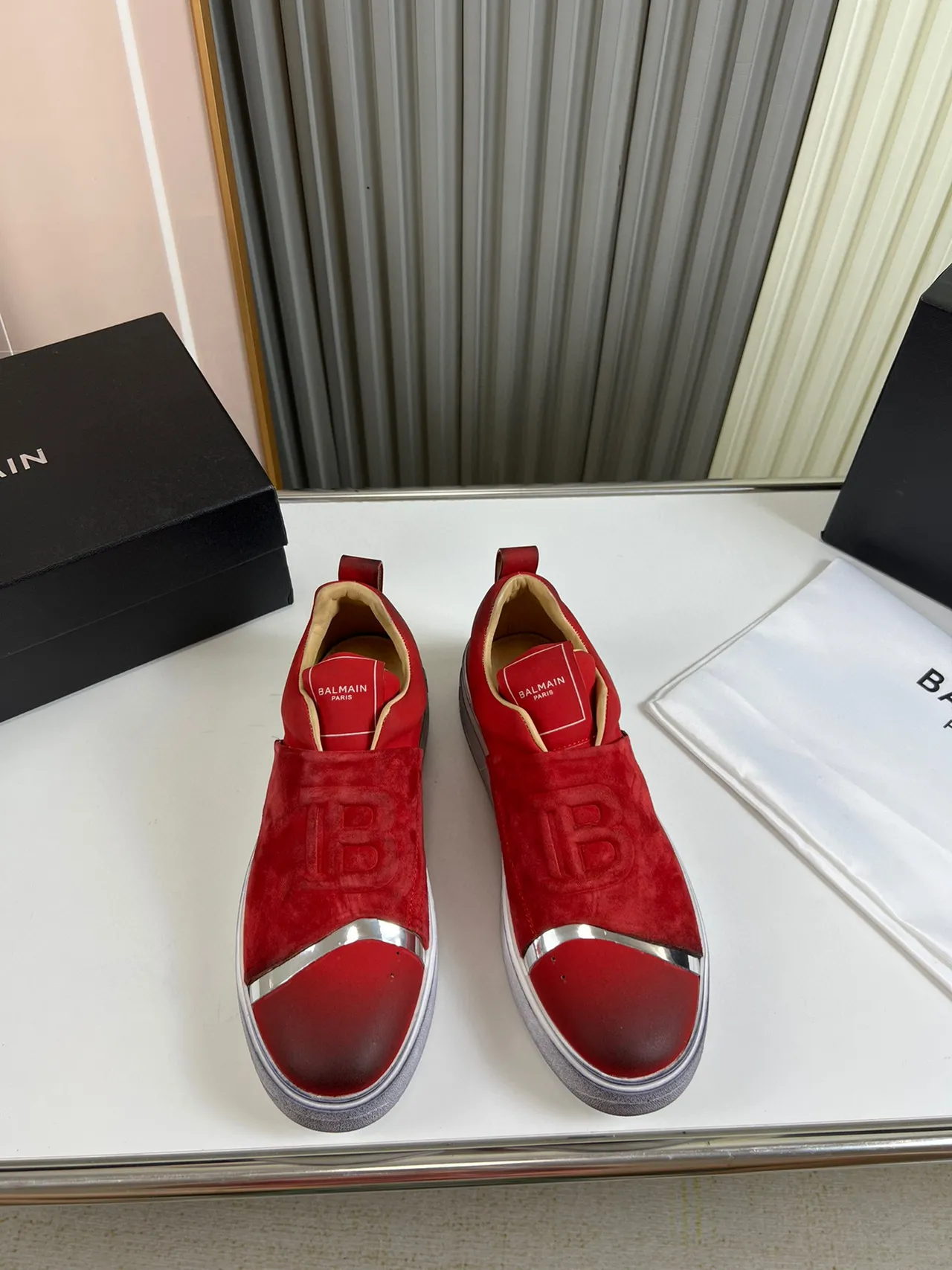 Balenciaga Rouge Argent Slip-On Daim Supérieur Lifestyle Sneakers 9
