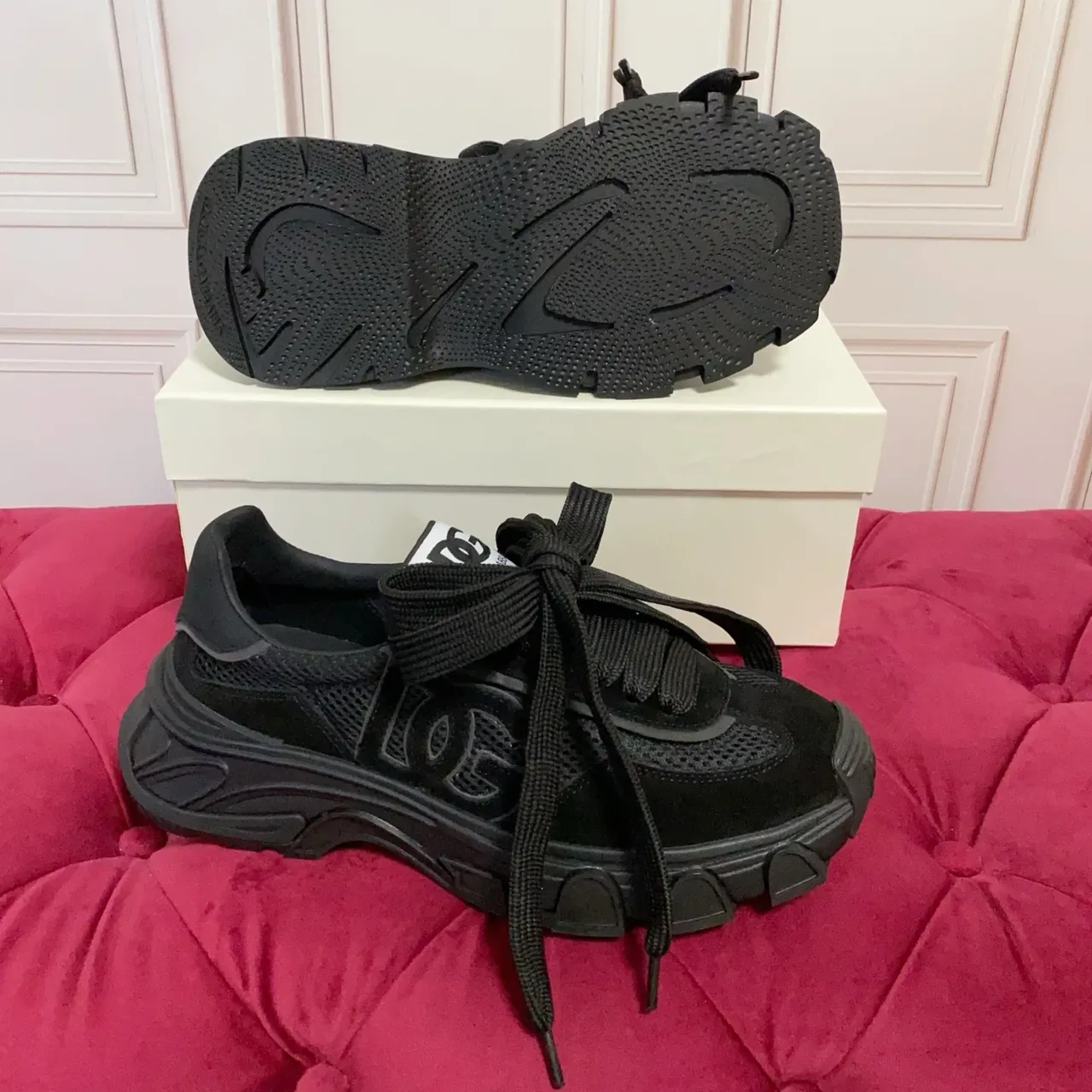 Balenciaga Runner কালো মেশ এবং স্যুড চাঙ্ক স্নিকার্স 3