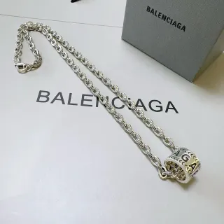 Balenciaga चांदी जंजीर गोलाकार लटकन माला