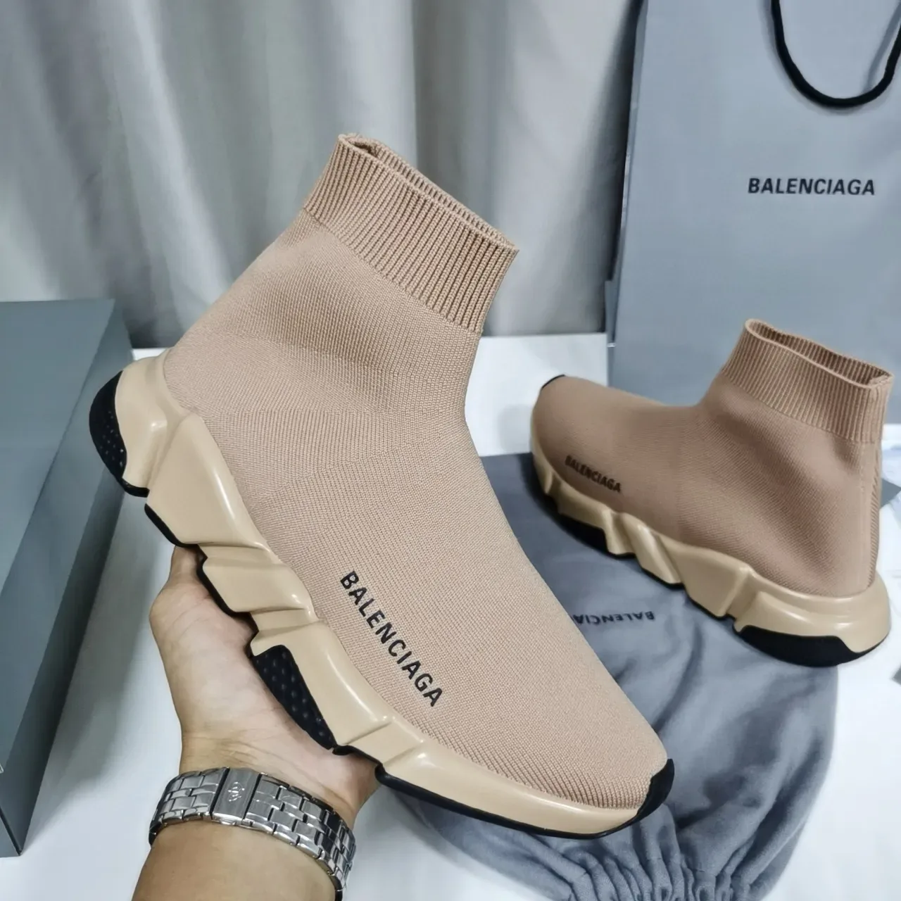 Balenciaga Speed Trainer বেইজ সক-ফিট লাইফস্টাইল স্নিকার্স 4