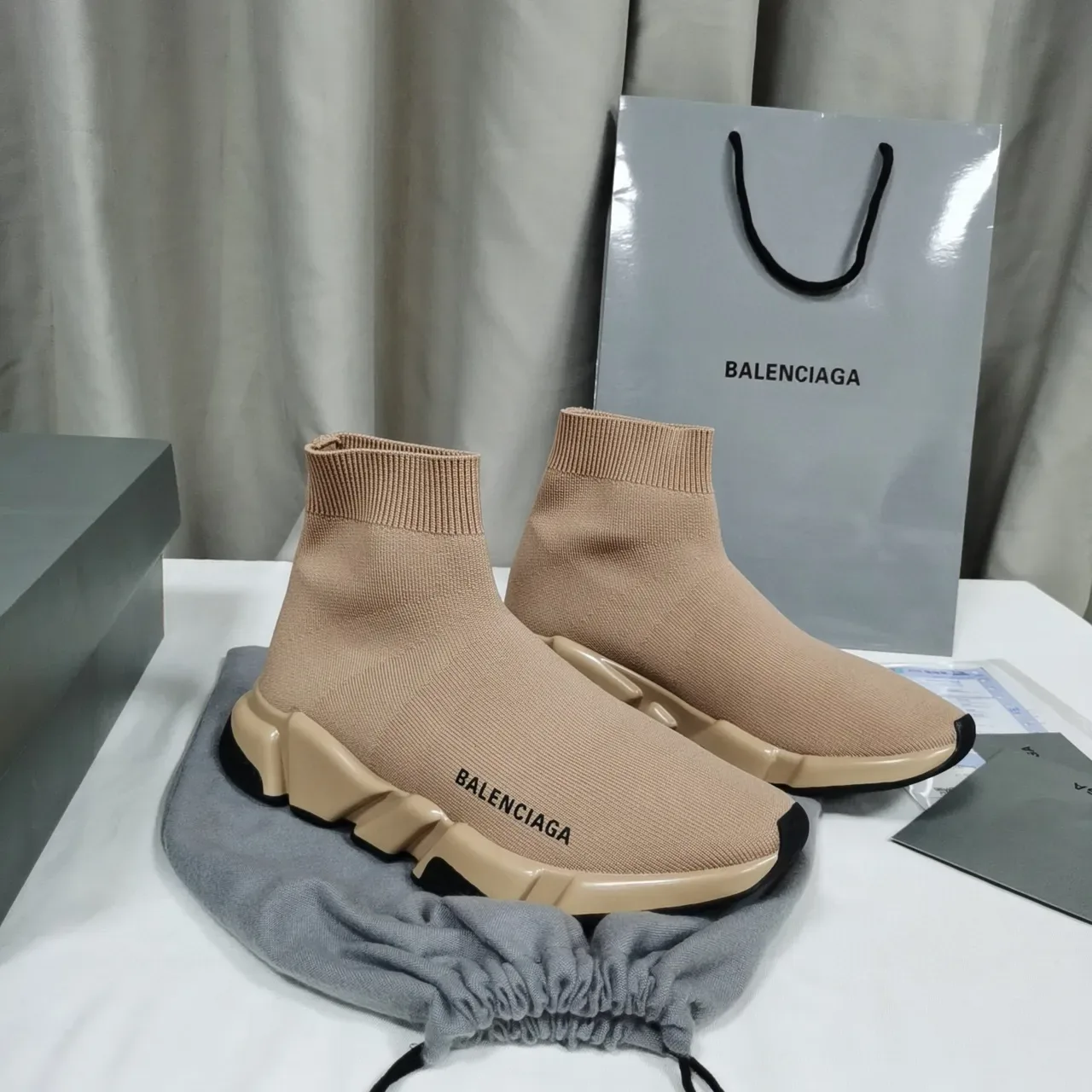 Balenciaga Speed Trainer বেইজ সক-ফিট লাইফস্টাইল স্নিকার্স 8