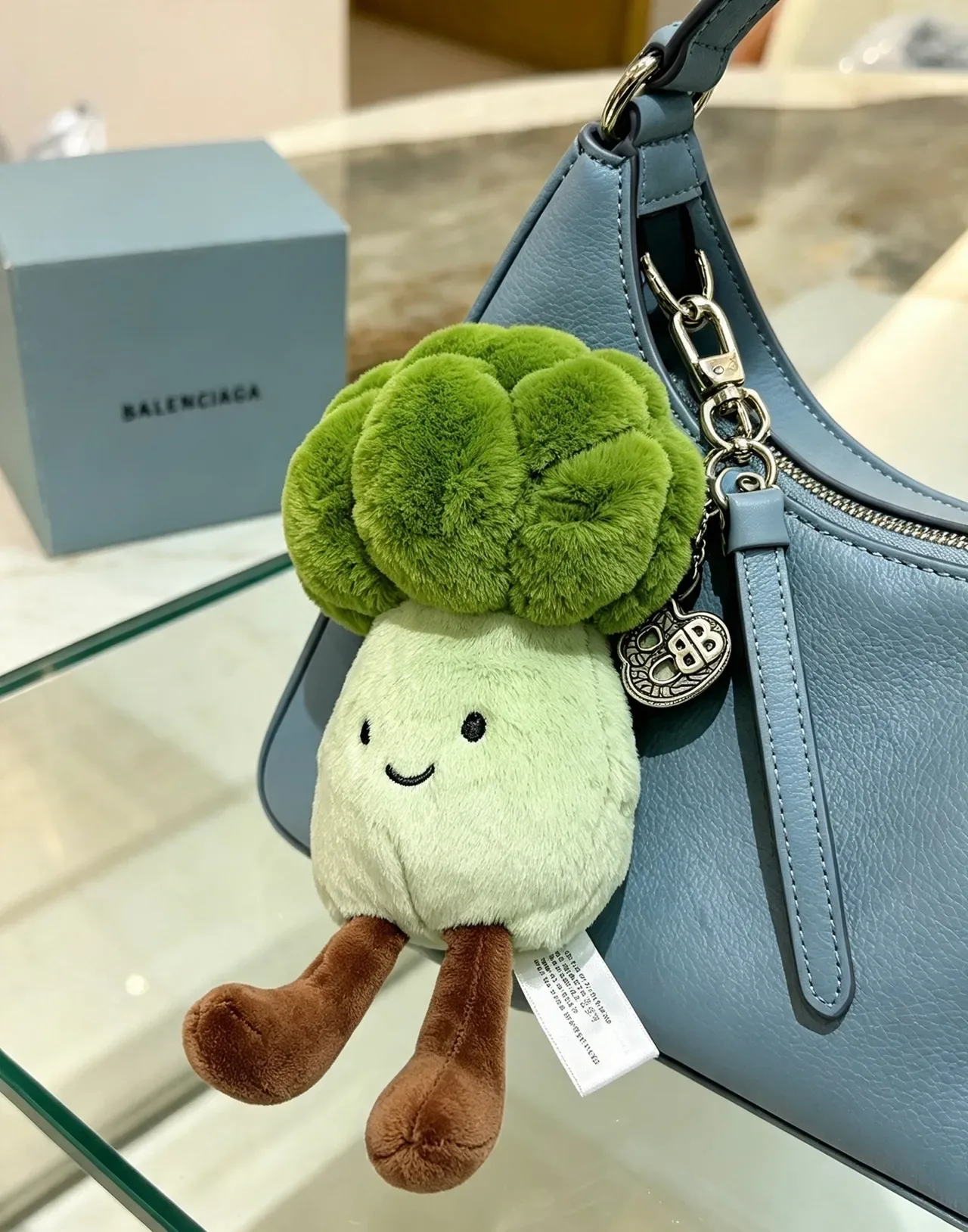 Balenciaga Bolsa Boston Preta de Couro com Alça Superior Estruturada 9