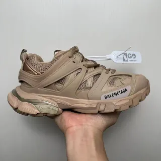 Balenciaga Track Trainer Beige baskets chunky