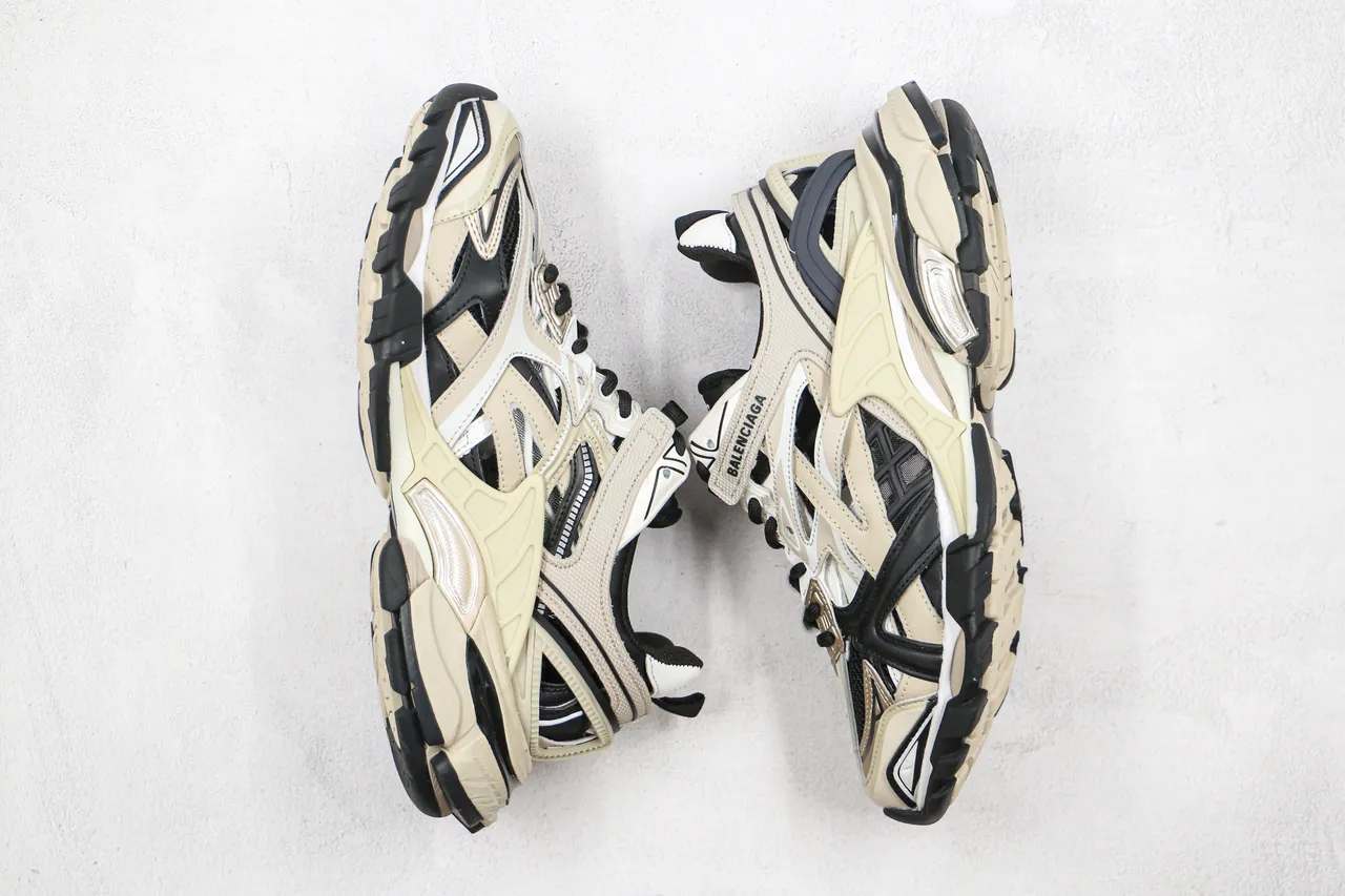 Balenciaga Track Trainer Off-White and Black Chunky Sneakers 8