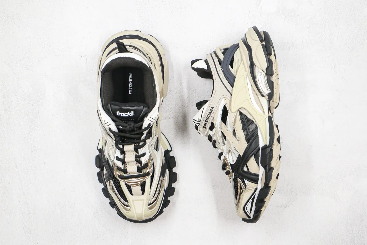 Balenciaga Track Trainer Off-White and Black Chunky Sneakers 9