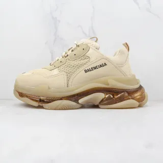 Balenciaga Triple S বেইজ এবং অ্যাম্বার স্বচ্ছ মোটা স্নিকার