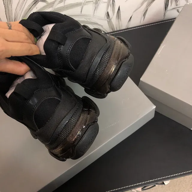 Balenciaga Triple S Black Chunky Sneakers 5
