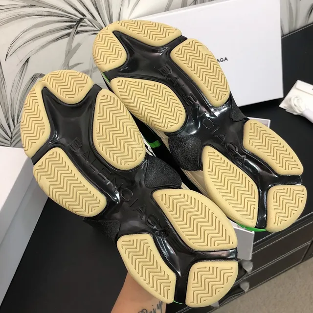 Balenciaga Triple S نيون أخضر أسود أحذية رياضية سميكة 3