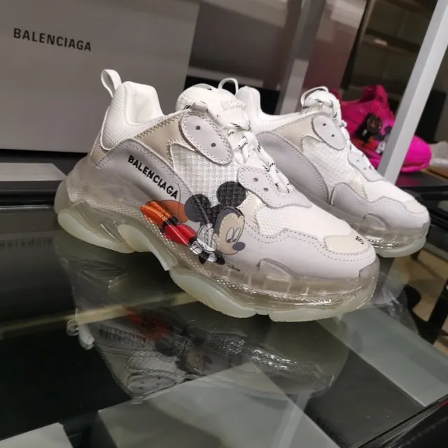 Balenciaga Triple S chaussures chunky blanches Mickey Mouse 3