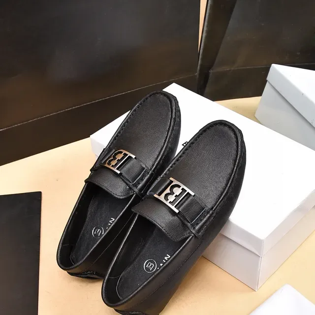 বালমেন B-Buckle কালো চামড়ার লুফার 3