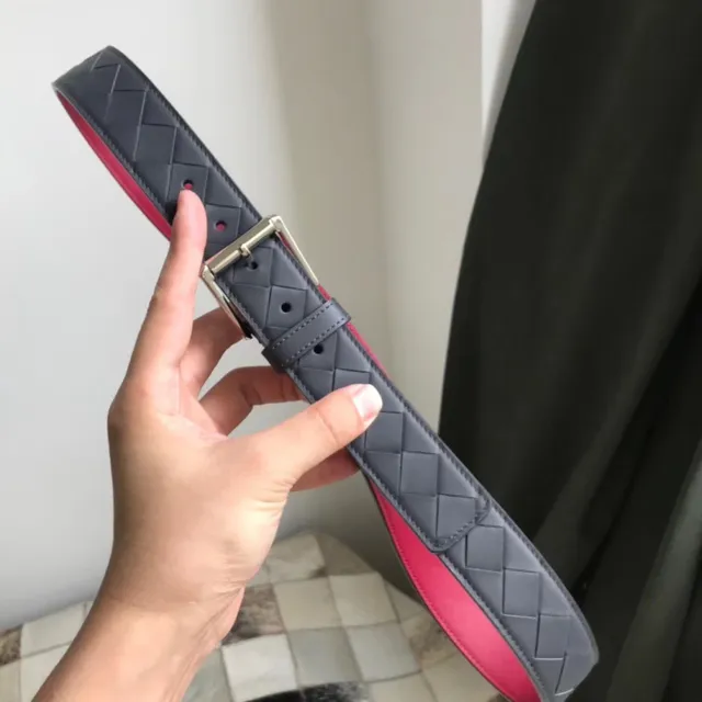 Bottega Veneta cinturón de cuero marrón rojo Intrecciato tejido reversible 4