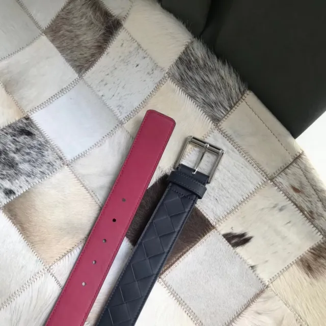 Bottega Veneta cinturón de cuero marrón rojo Intrecciato tejido reversible 5