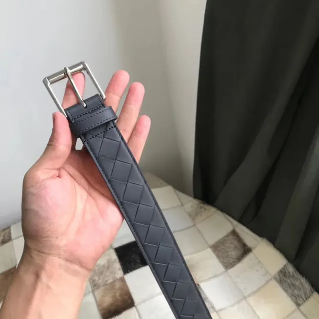 Bottega Veneta cinturón de cuero marrón rojo Intrecciato tejido reversible 7