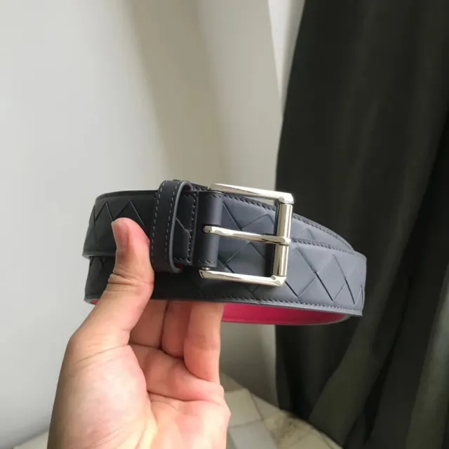 Bottega Veneta cinturón de cuero marrón rojo Intrecciato tejido reversible 10
