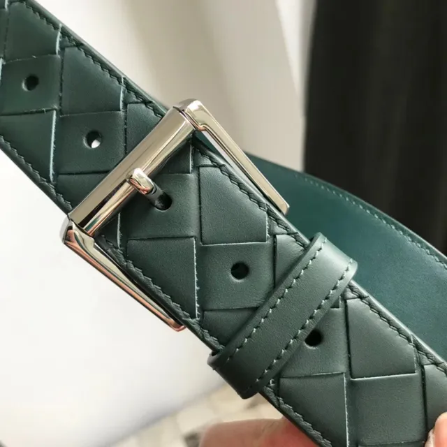 Bottega Veneta cinturón de cuero marrón rojo Intrecciato tejido reversible 12