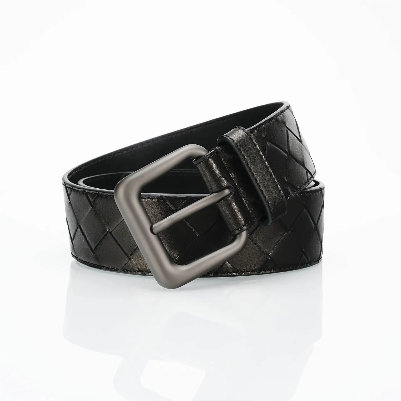 Bottega Veneta Cassette Intrecciato Cinto de couro preto 4