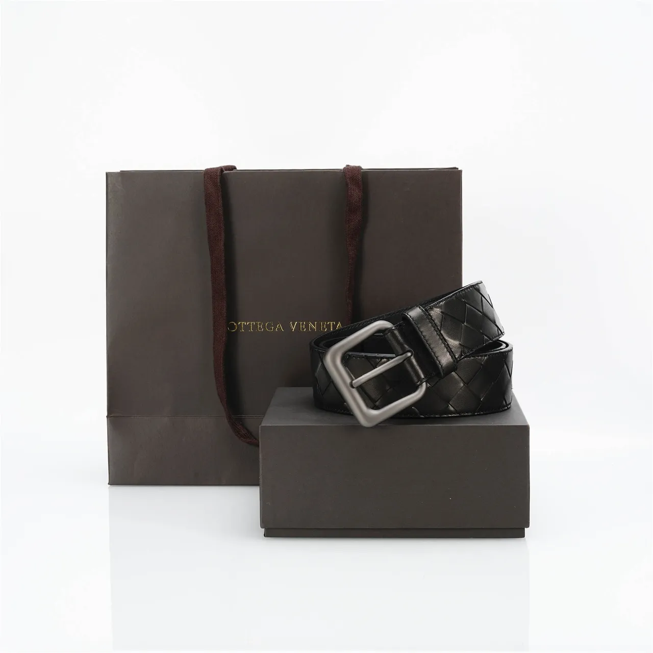 Bottega Veneta Cassette Intrecciato Cinto de couro preto 5