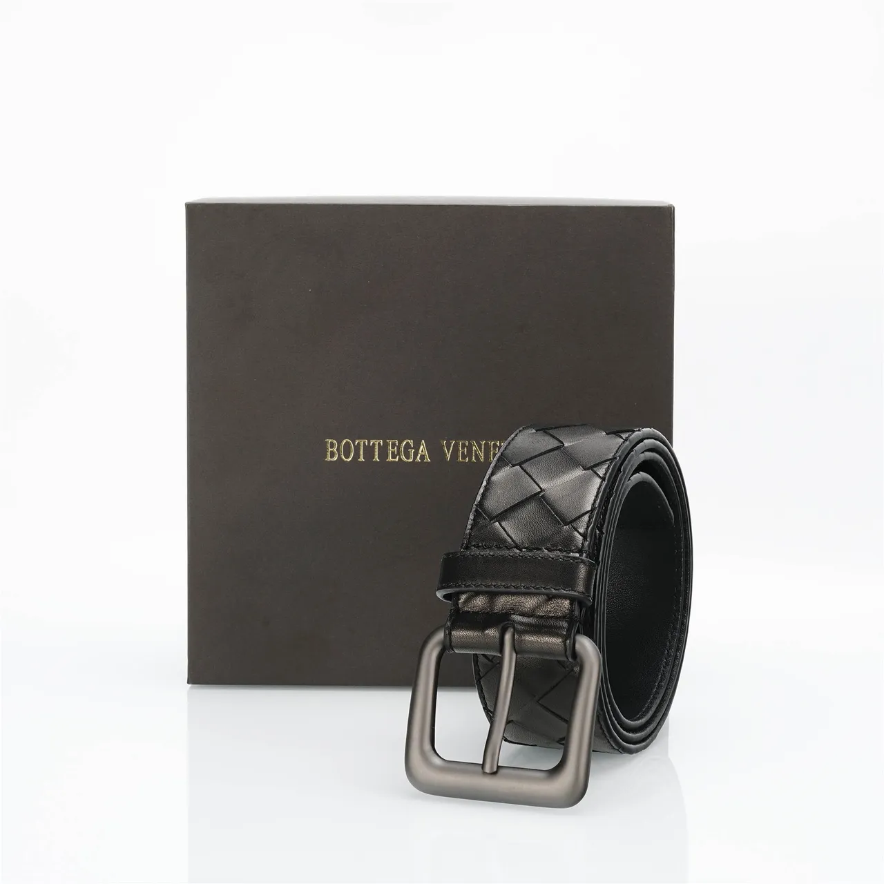 Bottega Veneta Cassette Intrecciato Cinto de couro preto 6