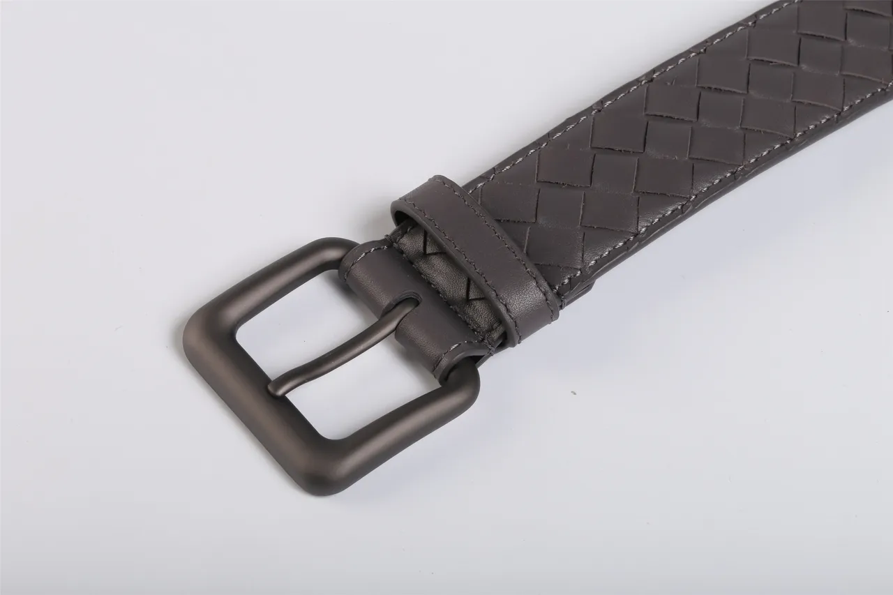 Bottega Veneta Cassette Intrecciato ধূসর চামড়ার বেল্ট 3