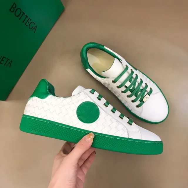 Bottega Veneta Cassette वेवन चमड़ा सफेद और हरा लाइफस्टाइल स्नीकर 6