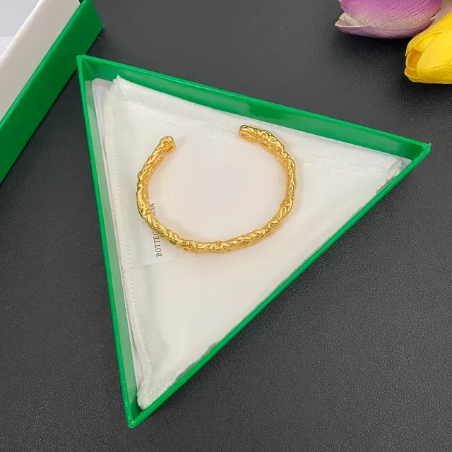 Bottega Veneta Plata y Oro Motivo de Cuerda Trenzada Brazalete Abierto 5