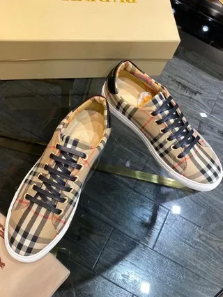 Burberry Beige Noir Nova Check Plaid Partie supérieure Navy Lacets plats Sneakers lifestyle 4