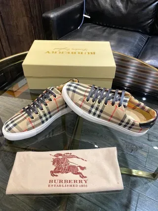 Burberry Beige Noir Nova Check Plaid Partie supérieure Navy Lacets plats Sneakers lifestyle 5