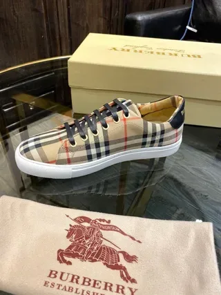 Burberry Beige Noir Nova Check Plaid Partie supérieure Navy Lacets plats Sneakers lifestyle 8